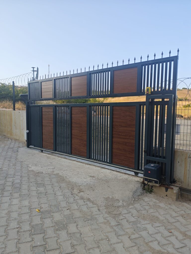 BURSA-SİTE-KAPI-İMALAT-MONTAJ-YÜKSELTME-İŞLEMİ